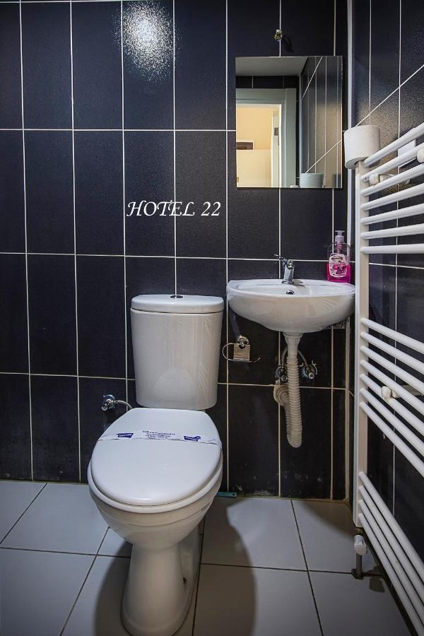 Otel 22 أديرني المظهر الخارجي الصورة