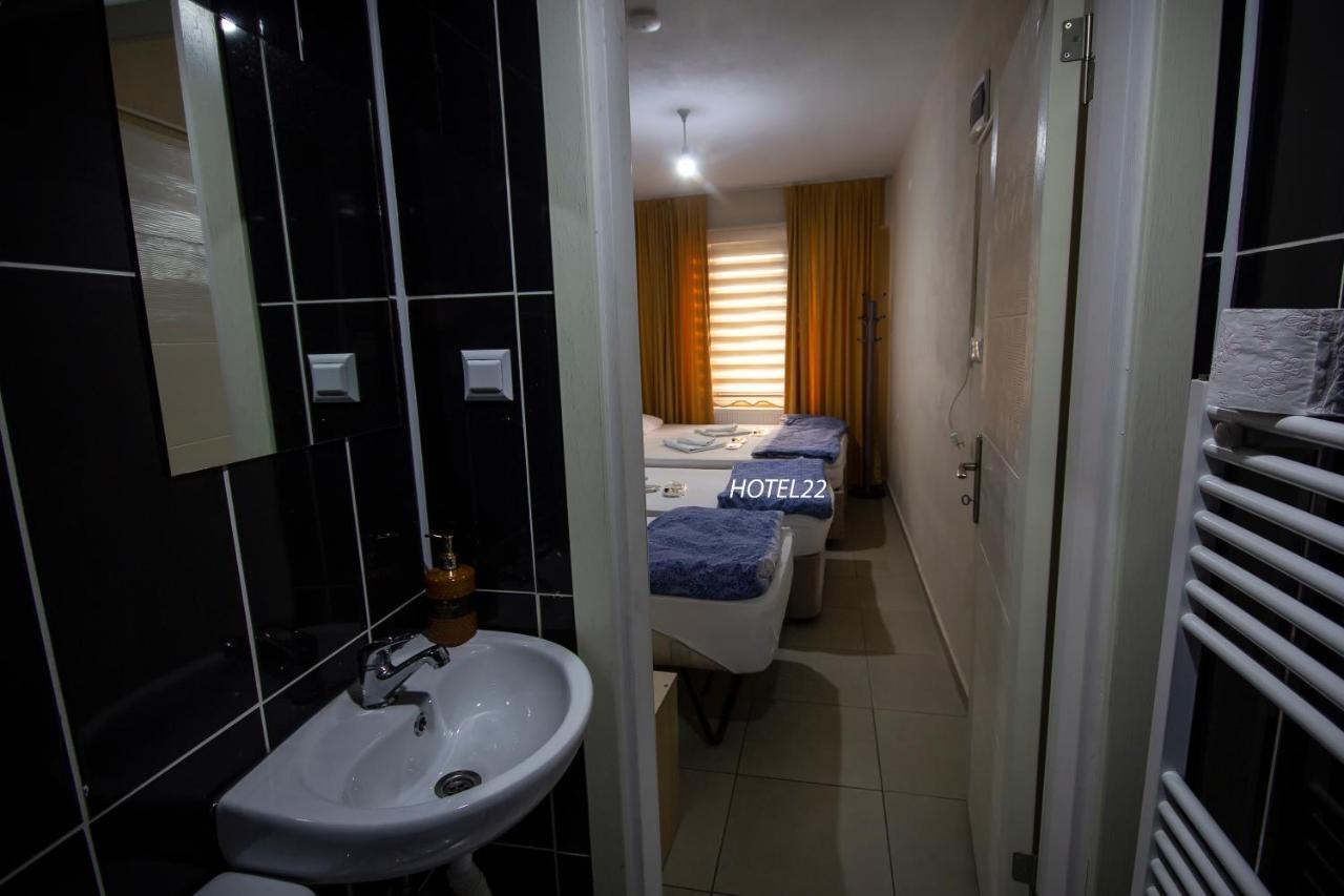 Otel 22 أديرني المظهر الخارجي الصورة