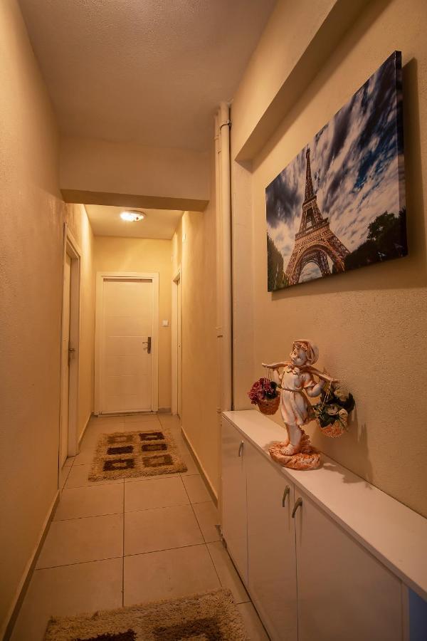 Otel 22 أديرني المظهر الخارجي الصورة